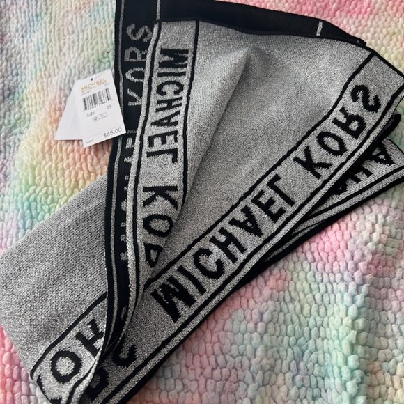 MICHAEL KORS BLACK & SILVER LOGO SCARF - Picture 4 of 4